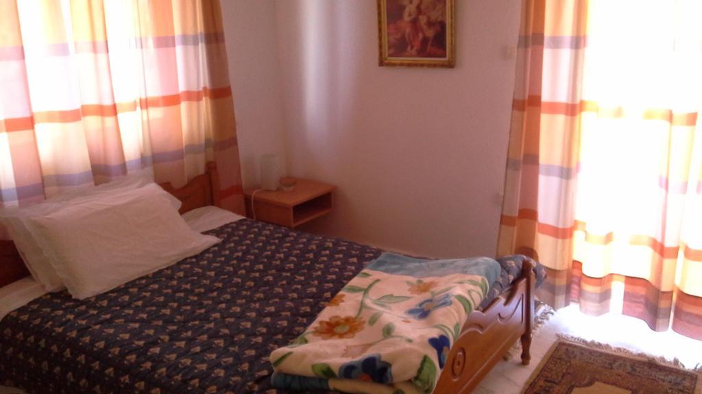Meteora Christian'S Place Tríkala Eksteriør billede
